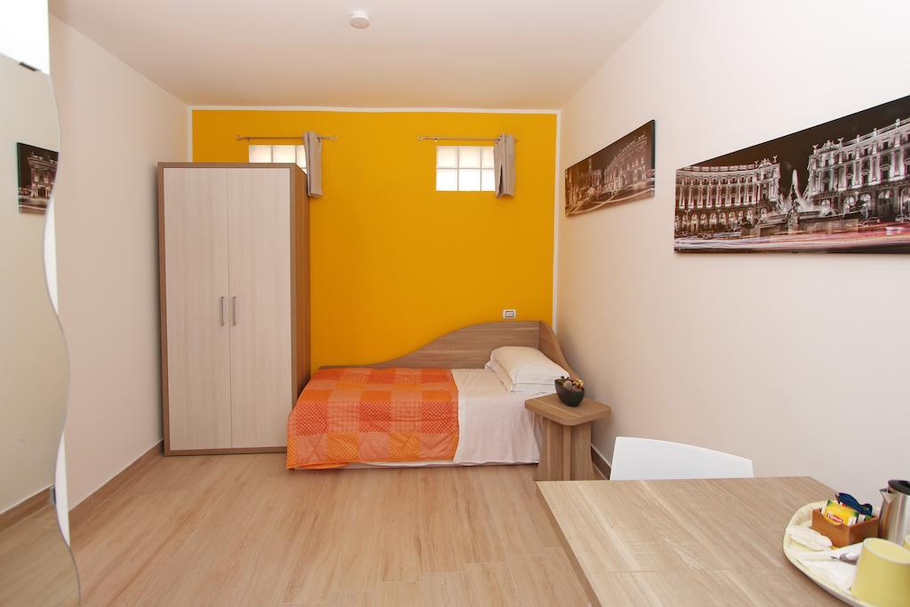 La Casa Felice A San Pietro Bed & Breakfast Rome Room photo