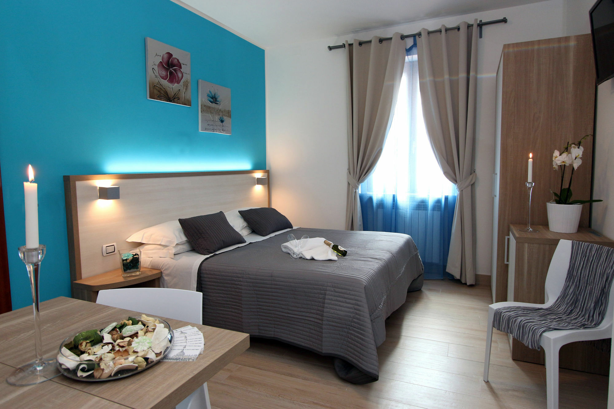 La Casa Felice A San Pietro Bed & Breakfast Rome Exterior photo