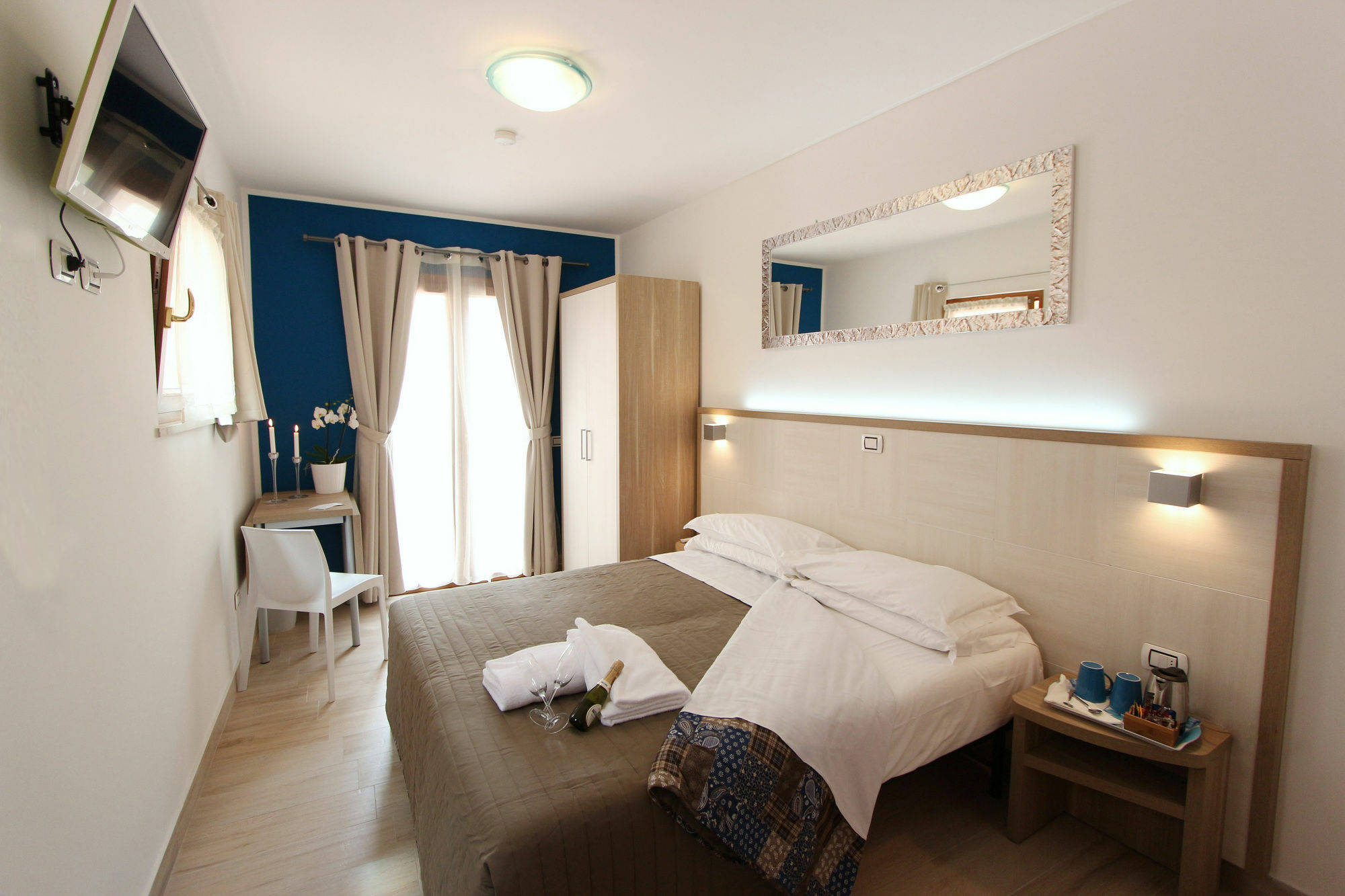 La Casa Felice A San Pietro Bed & Breakfast Rome Exterior photo